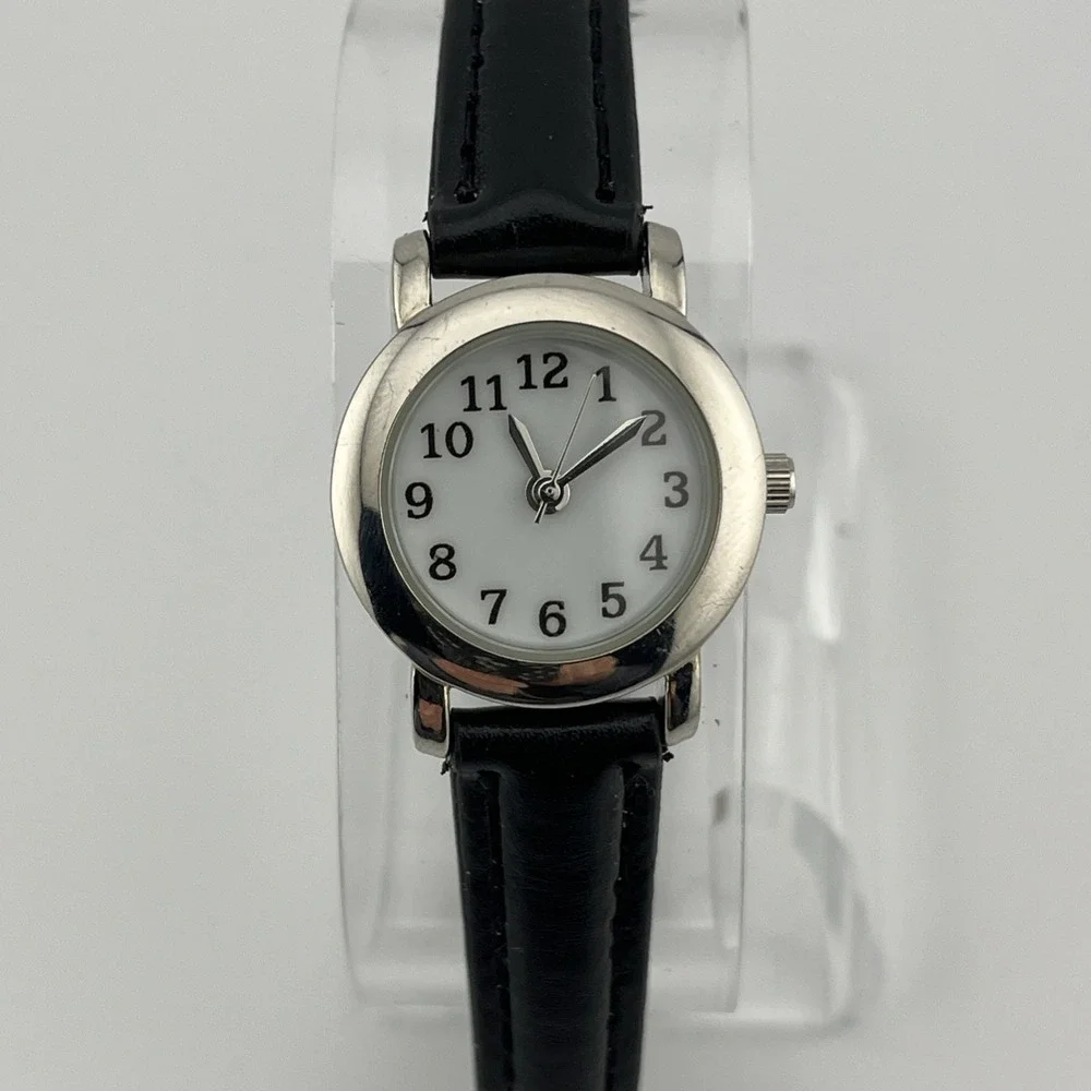 Time and Tru Watch Women 24mm Silver Case Black Faux‎ Leather Band- New Battery